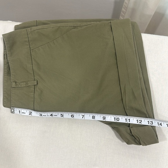 EUC women’s NY & Company Shorts size 12 - Picture 3 of 6